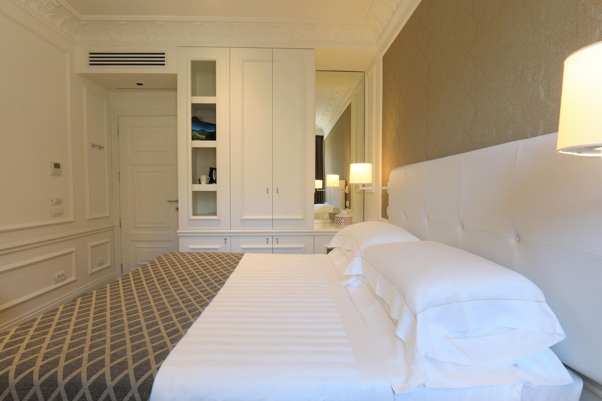 Grand Hotel Palace Ancona Esterno foto