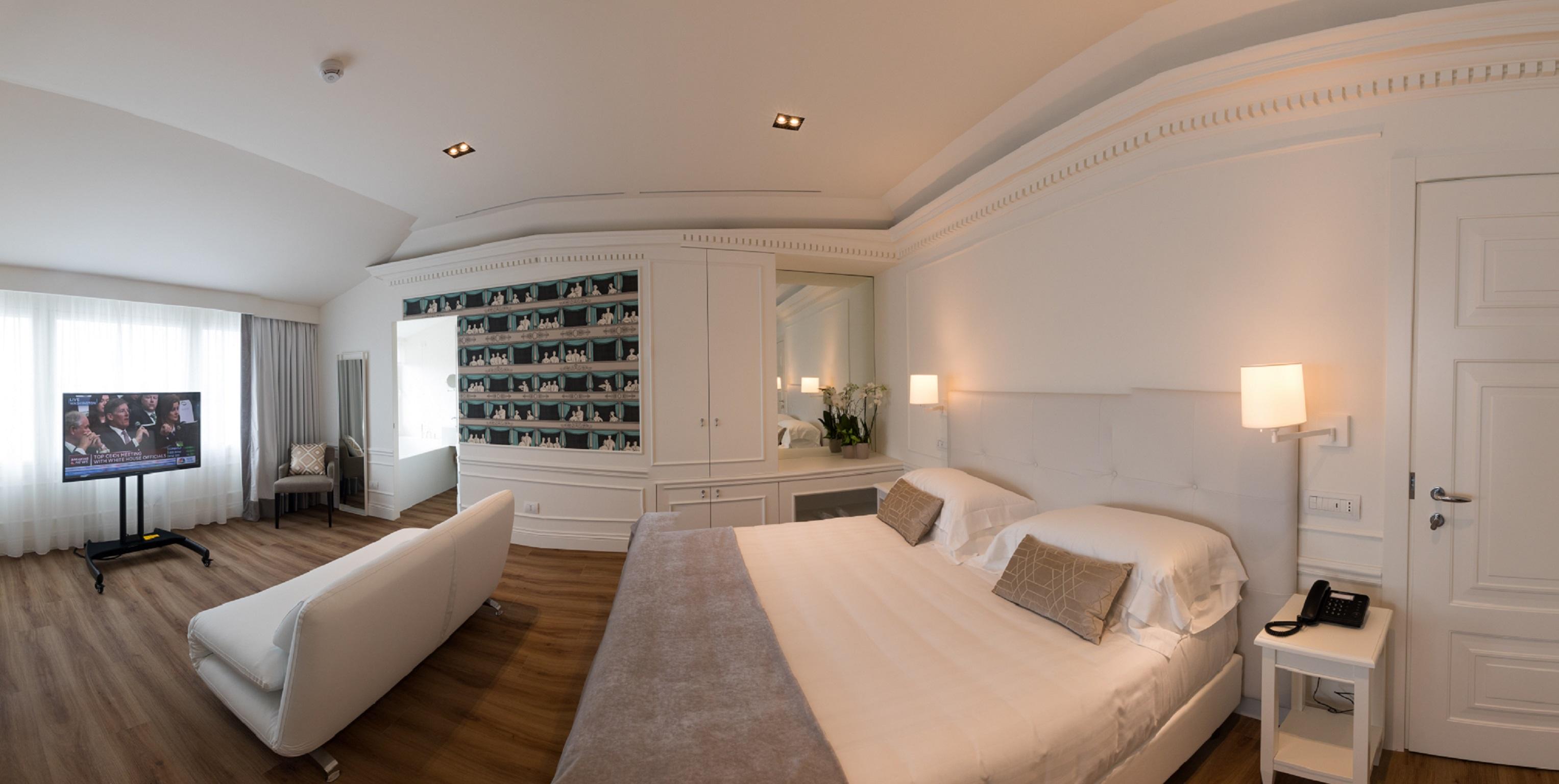 Grand Hotel Palace Ancona Esterno foto