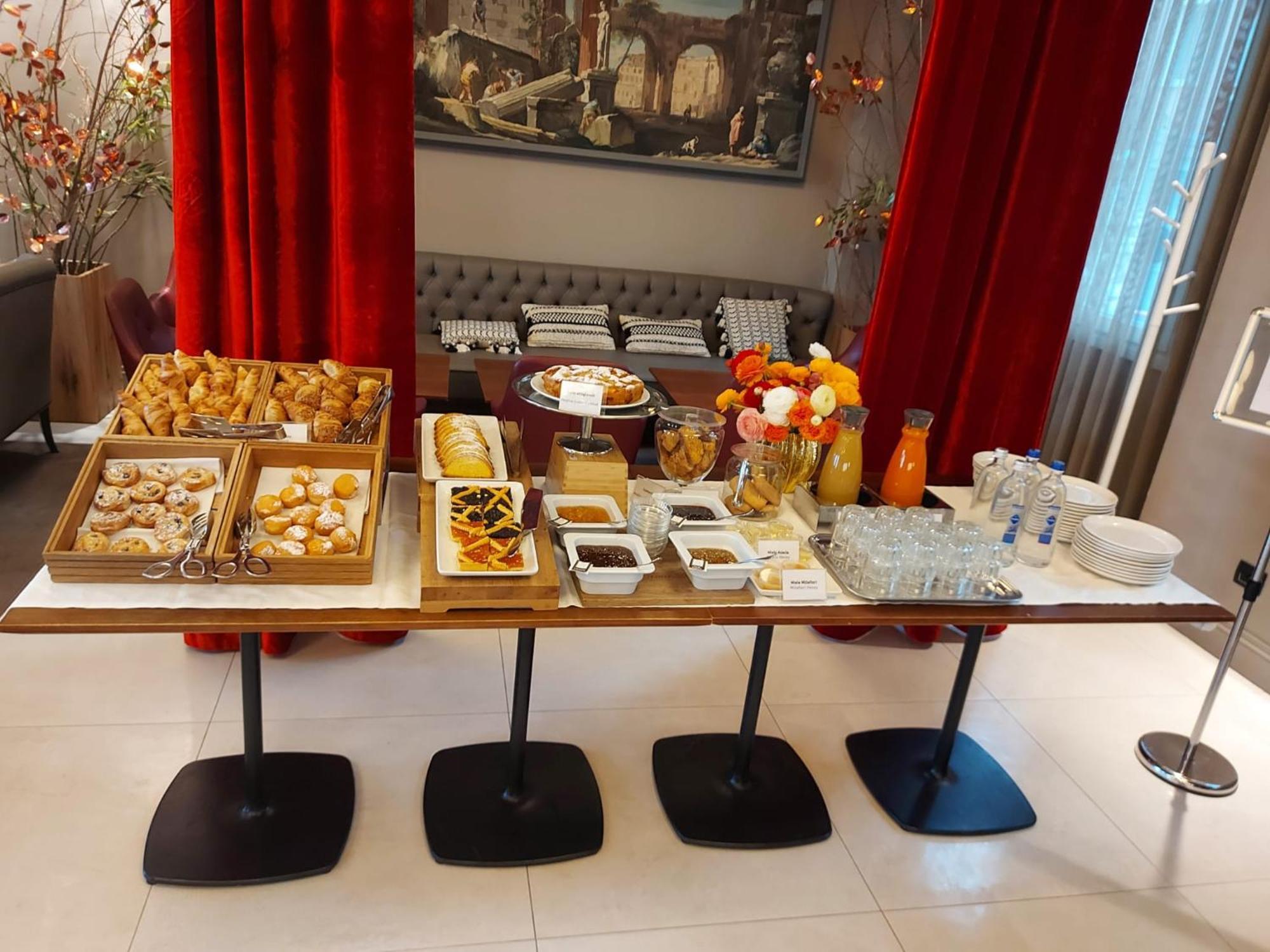 Grand Hotel Palace Ancona Esterno foto
