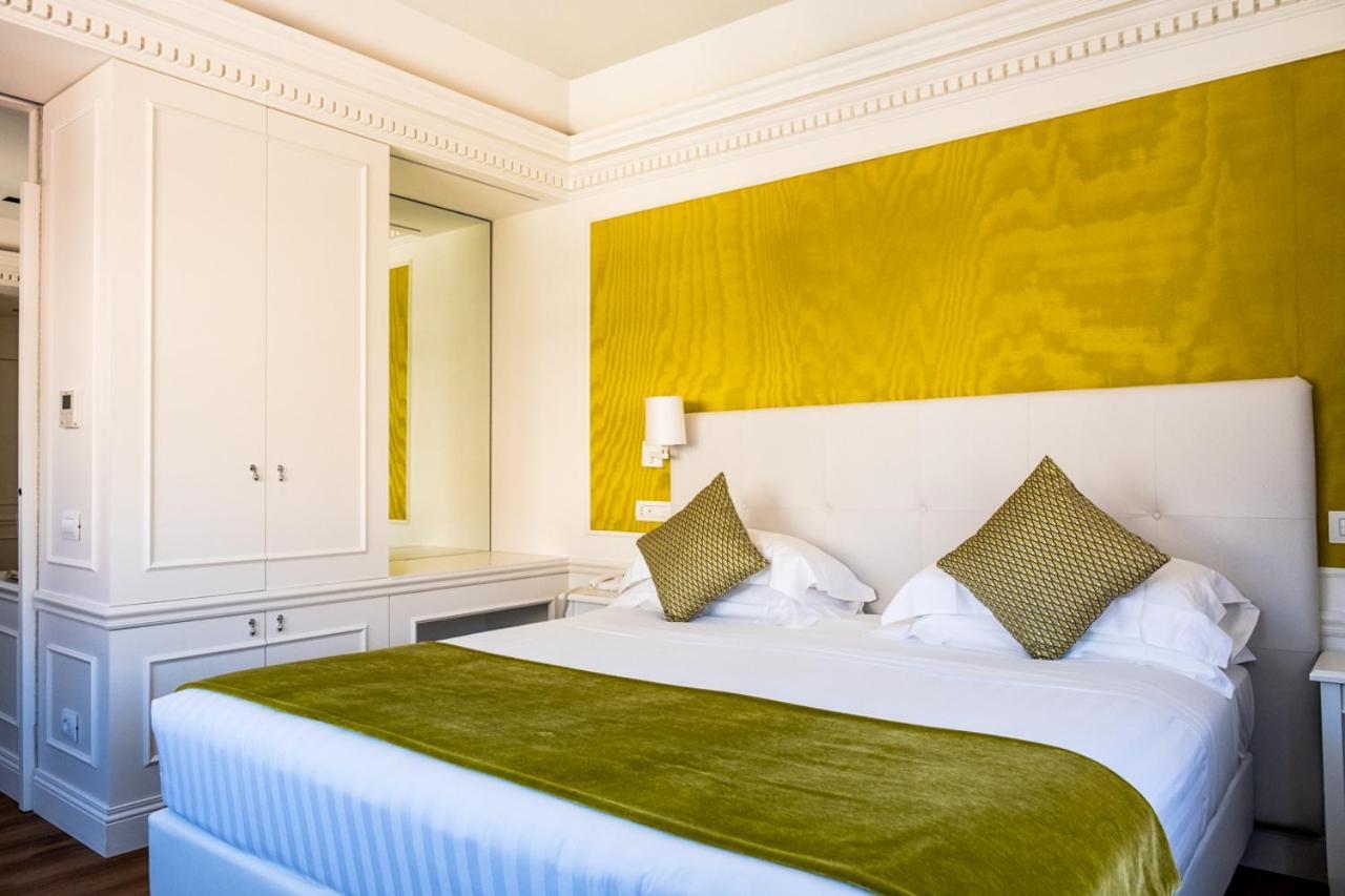 Grand Hotel Palace Ancona Esterno foto
